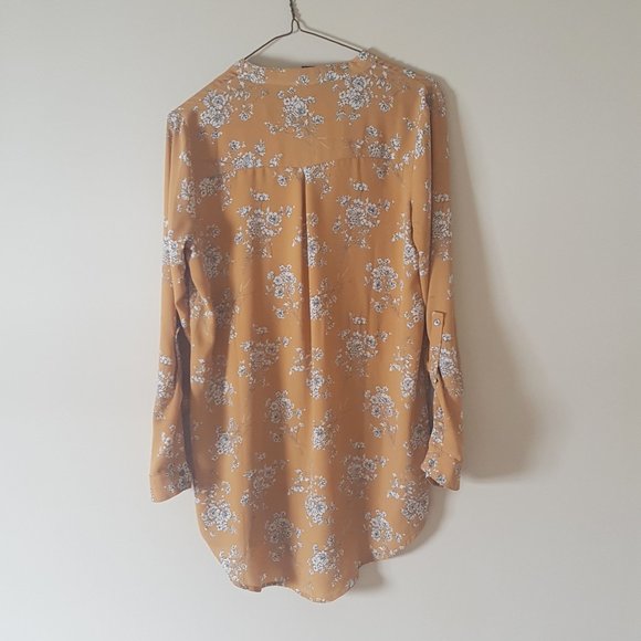 Forever 21 Yellow and White Long Sleeve Top Blouse Size Small - Picture 2 of 3